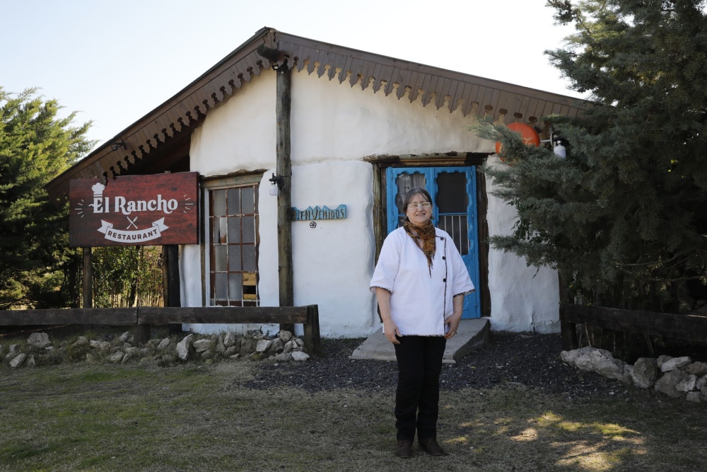 Cerró su empresa en Uruguay y halló su destino en un pequeño pueblo de Villarino en el Sudoeste Bonaerense