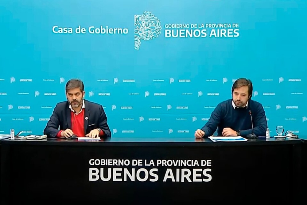 el jefe de Gabinete, Carlos Bianco y por el ministro de Salud, Nicolás Kreplak