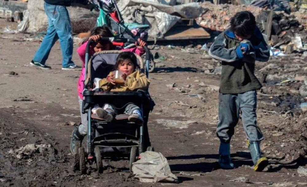 El 65% de los chicos en Argentina es pobre, según un estudio de la UCA