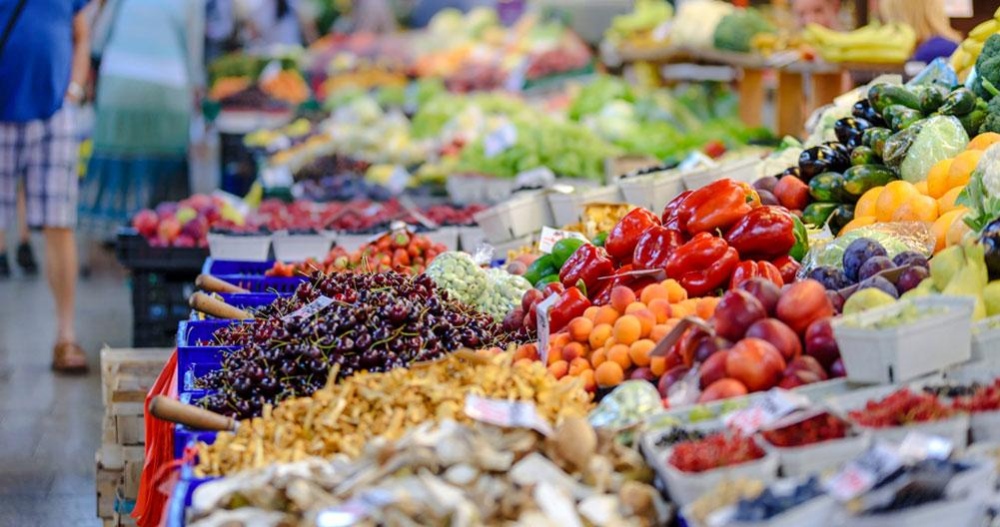 El Gobierno avanza en la creación de un fideicomiso para estabilizar precios de frutas y verduras