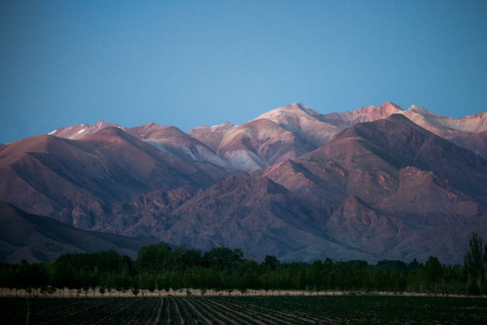 Mendoza privatizó más de 12 mil hectáreas de la Cordillera