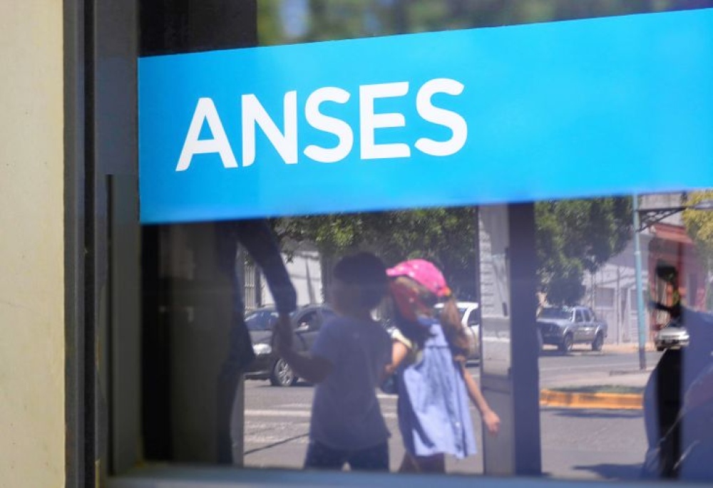 Nuevo bono de $20.000 por hijo: ¿qué trabajadores accederán al beneficio de Anses?