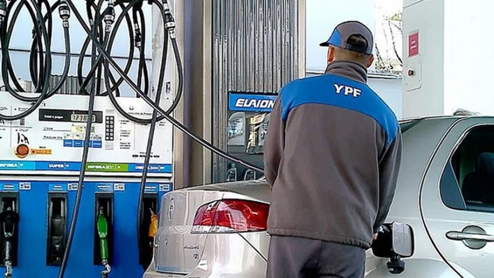 YPF anunció desde esta medianoche un aumento de 7,5% , en promedio, para combustibles y gasoil