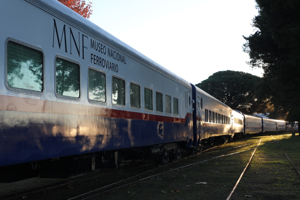 El Museo Tren Itinerante llega ahora a Pigüé, una buena propuesta para disfrutar de la historia ferroviaria argentina