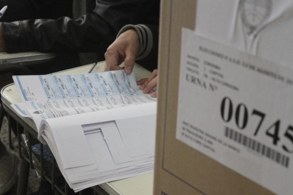 Elecciones PASO 2023: Más de 13 millones de bonaerenses votan precandidatos para la gobernación
