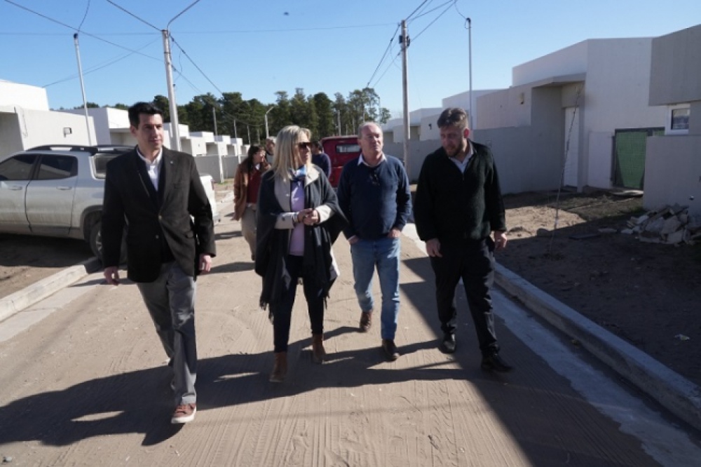 Avanza la construcción de viviendas en Bahía Blanca y Monte Hermoso