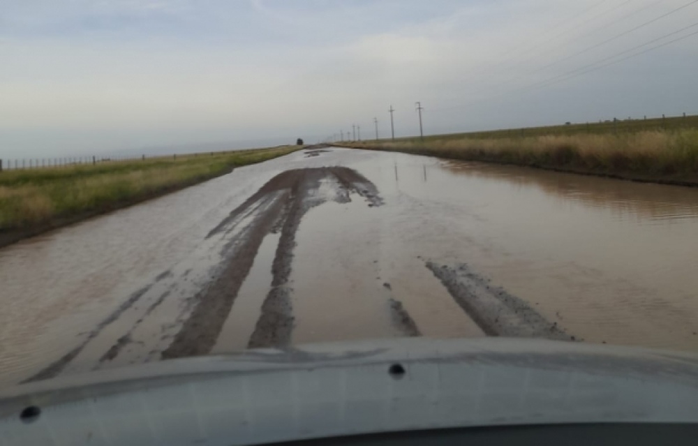 Patagones: por las lluvias, los caminos de ripio están intransitables para los autos