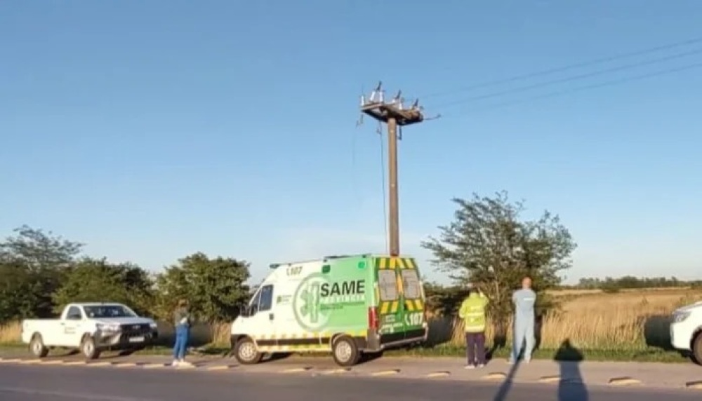 Olavarría: Un hombre murió electrocutado cuando intentaba sustraer cables de un poste de luz