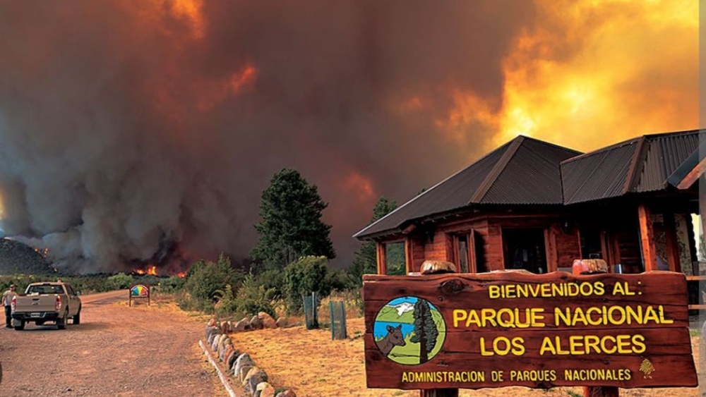 Incendio en el Parque Nacional Los Alerces: ya se quemaron más de 1.800 hectáreas