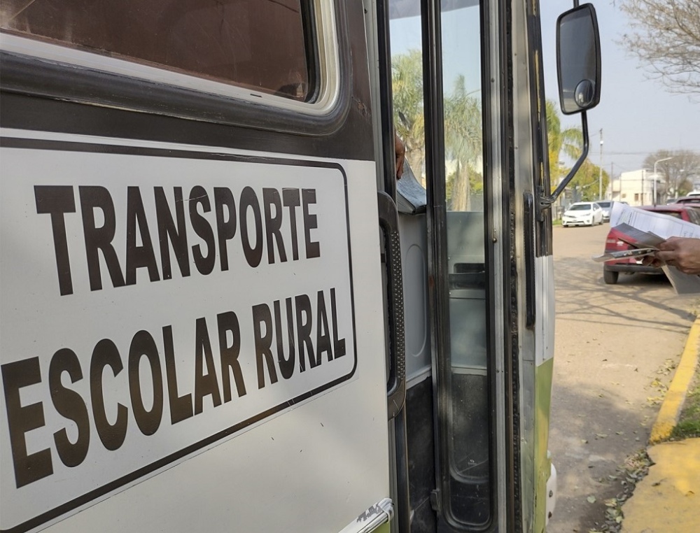 Transporte Escolar Rural: Nuevos requisitos prohibitivos y deudas del ciclo 2023 peligran la continuidad del servicio