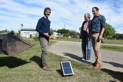 Villarino: entregan Boyeros Solares a pequeños productores