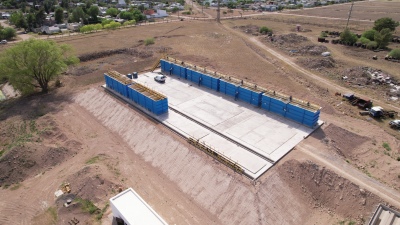 Planta modular de agua en Bahía Blanca: comienzan a ubicarse los equipos