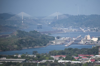 Las restricciones del canal de Panamá por sequía ponen en jaque el comercio mundial