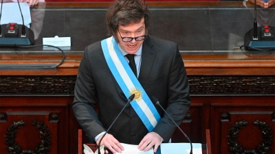 Asamblea Legislativa: Javier Milei convocó a firmar el 25 de mayo en Córdoba "un nuevo contrato social"
