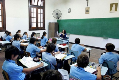 Vouchers Educativos: Solamente un 27,8% de los estudiantes cursan en escuelas de educación privada en todo el país